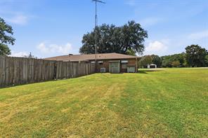 221 County Road 3220 - Photo 27
