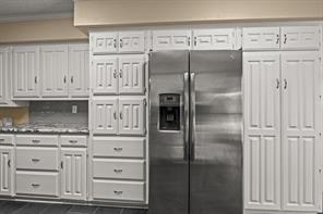 1801 Fairway - Photo 15