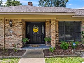 1801 Fairway - Photo 2