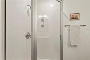 1611 Emma Drive - Photo 18