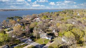 303 Whispering Oaks Trail - Photo 21