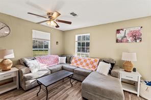 303 Whispering Oaks Trail - Photo 6