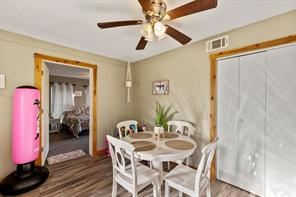 303 Whispering Oaks Trail - Photo 8