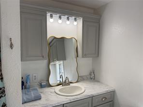 7700 County Road 3700 - Photo 11