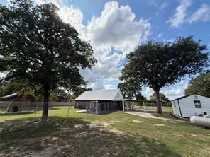 7700 County Road 3700 - Photo 31