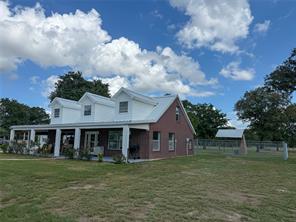 7700 County Road 3700 - Photo 4