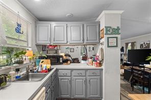 131 Sunray Street - Photo 10