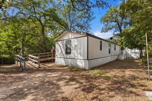 131 Sunray Street - Photo 2