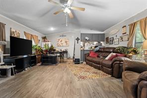 131 Sunray Street - Photo 4