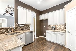 8605 Prescott Circle - Photo 10