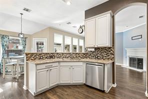 8605 Prescott Circle - Photo 9