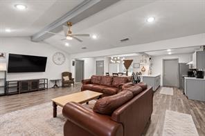110 Pierce Drive - Photo 2