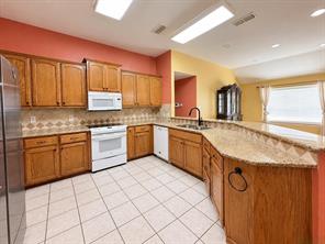 1018 Samuel Ln. - Photo 5