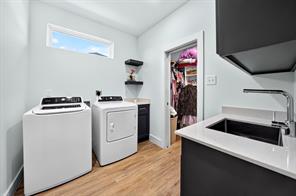 312 W James Street - Photo 22