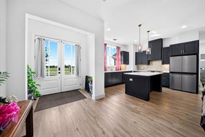 312 W James Street - Photo 5