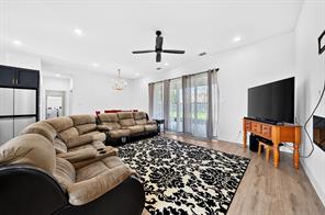 312 W James Street - Photo 8