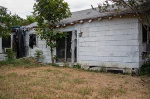 304 Lawrence Street - Photo 19