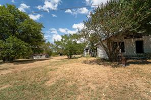 304 Lawrence Street - Photo 2