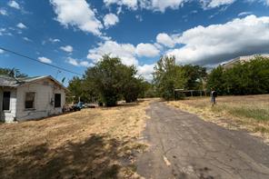 304 Lawrence Street - Photo 4