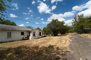 304 Lawrence Street - Photo 6