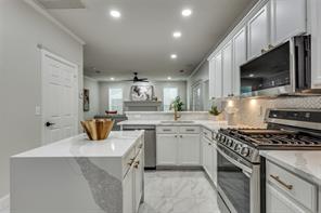 7800 Glenoaks Drive - Photo 12