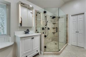 7800 Glenoaks Drive - Photo 17