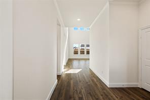 203 Yaupon Holly Street - Photo 11
