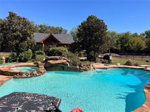 18 White Rock Trail
