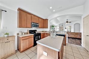 1829 Sable Wood Drive - Photo 2
