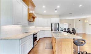 1005 Stone Bridge Road - Photo 5